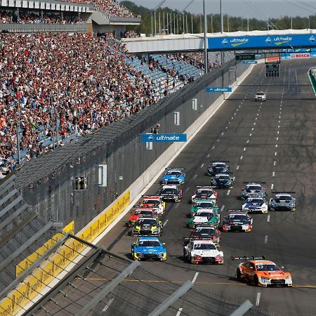 Apartment 2 - Haus Lausitzring Annahutte Bagian luar foto